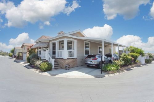 2851 Rolling Hills Dr, Fullerton CA 92835-2379 exterior