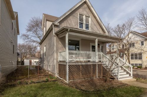 4158 Kilbourn Ave, Chicago, IL 60641-1913