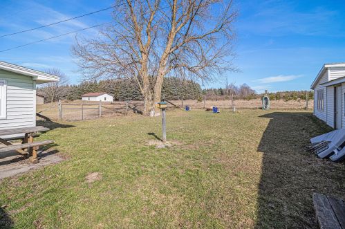 5478 210th Ave, Reed City MI 49677-9702 exterior