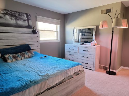 1434 97, Milwaukee WI 53214-4132 exterior