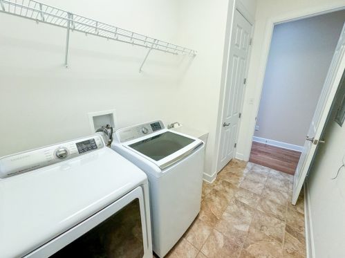 1531 Biltmore Ln, Pittsburgh PA 15217-4501 exterior