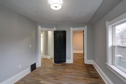 1418 Jenifer St, Madison WI  53703-3719 exterior