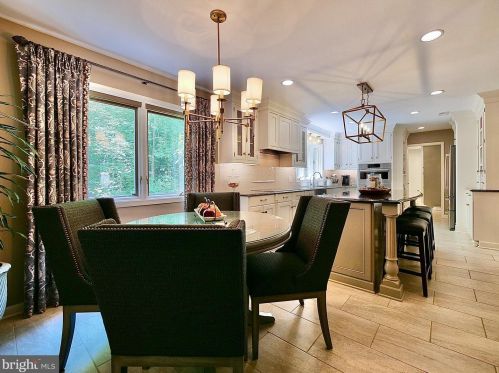 12 Michele Dr, Media PA 19063-1029 exterior