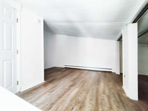 136 Stringham Rd, Poughkeepsie NY  12603-5506 exterior