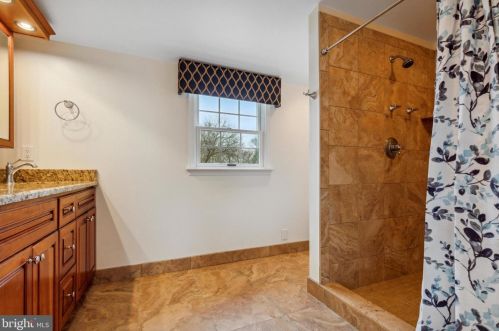 3457 Bent Rd, Huntingdon Valley PA  19006-4101 exterior