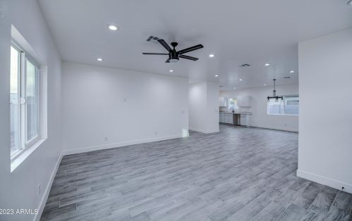 1414 28th Ave, Phoenix, AZ 85009-6338