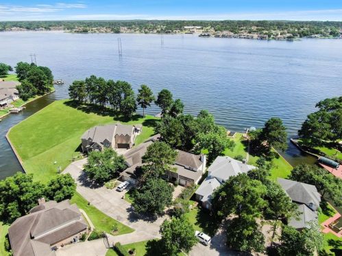 2811 Pne Arbor Dr, Montgomery TX 77356-5426 exterior