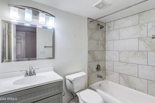 8839 12 Pl, Phoenix AZ 85020-3017 exterior