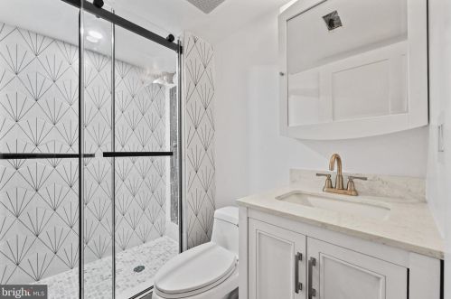 2207 Rand Pl, Washington DC 20002-1912 exterior