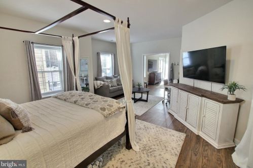 405 Great Falls Rd, Rockville MD  20850-2883 exterior