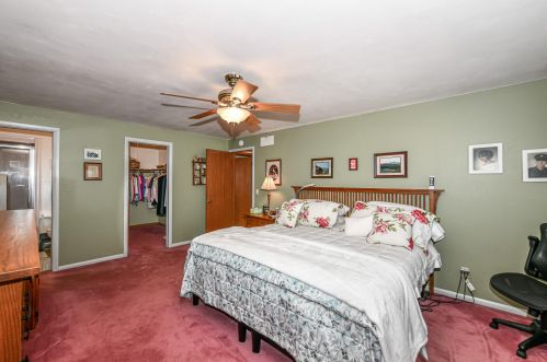 2840 117, Milwaukee WI 53222-4104 exterior