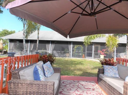 4790 30 Pl, Naples FL 34116-7767 exterior