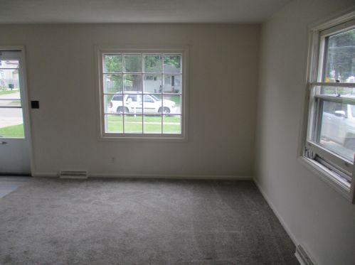 832 Cutler St, Wyoming, MI