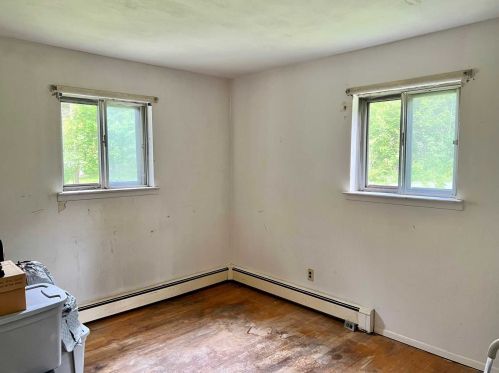 3 Old Smith Rd, Poughkeepsie NY 12603-3816 exterior