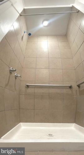 1432 Cheltenham Ave, Philadelphia PA  19124-1102 exterior