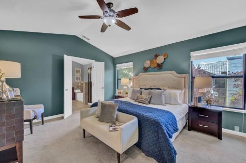 120 Hazelmere Dr, Folsom CA 95630-5522 exterior