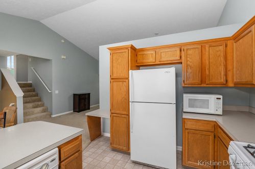 1636 Northbend Dr, Grand Rapids MI 49505-3906 exterior