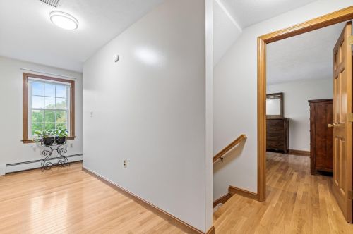 3 Arrowhead Dr, Concord NH  03304-5013 exterior