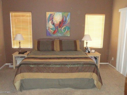 6404 Chisum Trl, Phoenix AZ  85083-1017 exterior