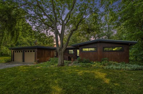 5235 Beech Ave, Kalamazoo MI 49006-1987 exterior