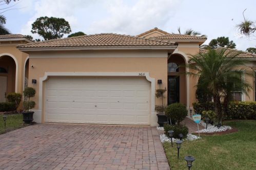 5631 Sunberry Cir, Fort Pierce, FL 34951-3119