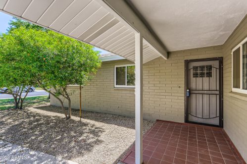 6053 22nd Ave, Phoenix AZ  85015-1952 exterior