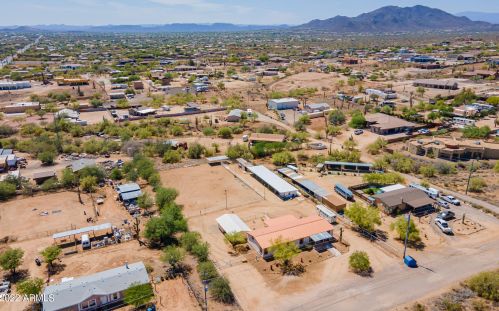 39510 12th St, Phoenix AZ  85086-7336 exterior