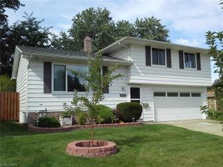 4412 4th St, Cleveland, OH 44109-3740