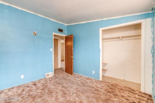 1116 Edgewater Dr, Tucson AZ 85704-2414 exterior