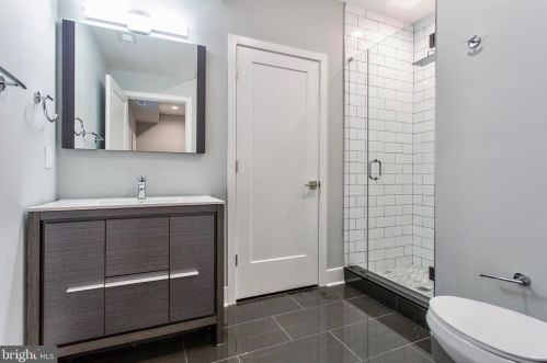 1500 26 St, Philadelphia PA 19121-4602 exterior