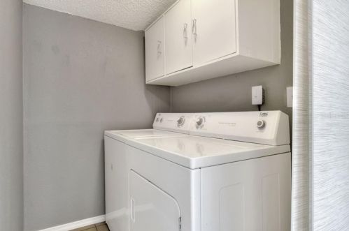 10712 Connechusett Rd, Tampa FL 33617-3410 exterior