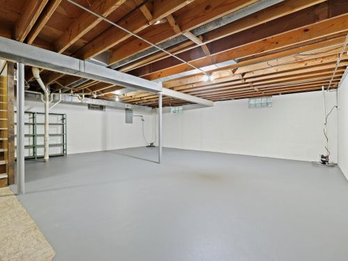 7425 Braeburn Ln, Milwaukee WI 53209-2605 exterior