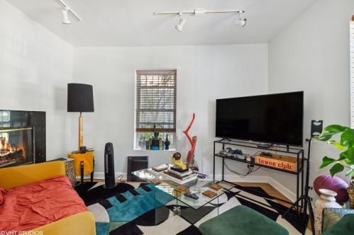 1507 Nelson St, Chicago IL 60657-3103 exterior