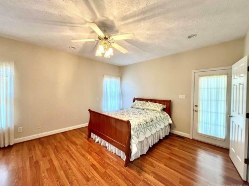 504 Hickory Leaf Ct, Lumberton NC 28358-2336 exterior