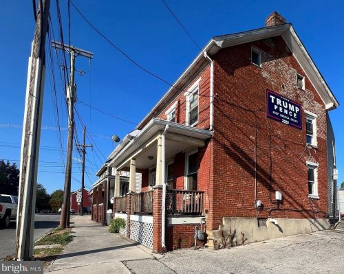 404 Broadway, Hanover, PA 17331-2530