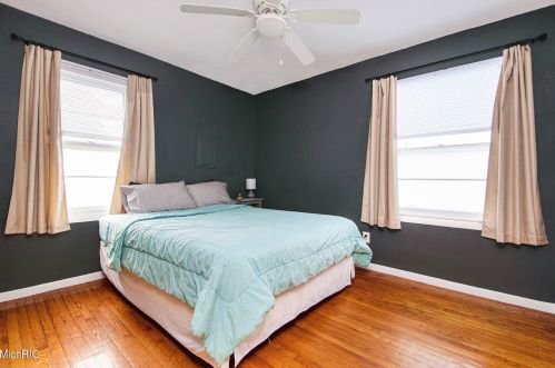 4114 Jefferson Ave, Grand Rapids MI 49548-3371 exterior