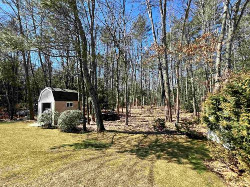 23 Styles Dr, Concord NH 03301-8637 exterior