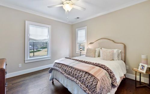 4064 Chippewa Pl, Atlanta GA 30319-1522 exterior