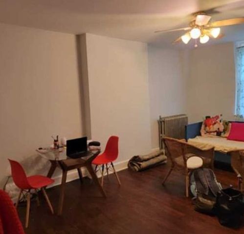 6 Eastman Ter, Poughkeepsie NY  12601-4306 exterior