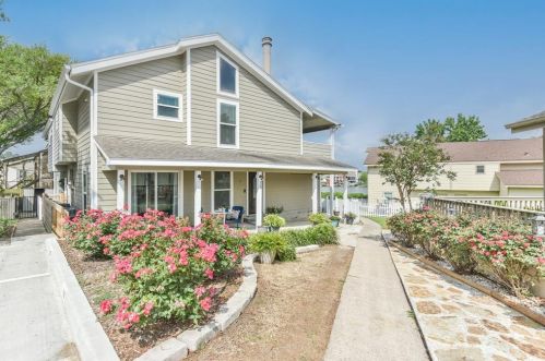 127 April Point Dr, Montgomery TX  77356-5826 exterior