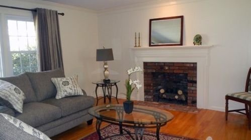 195 Coventry Ln, Springfield MA  01106-1629 exterior