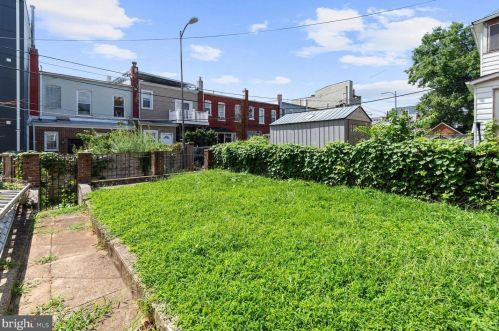 448 Park Rd, Washington DC 20010-2583 exterior