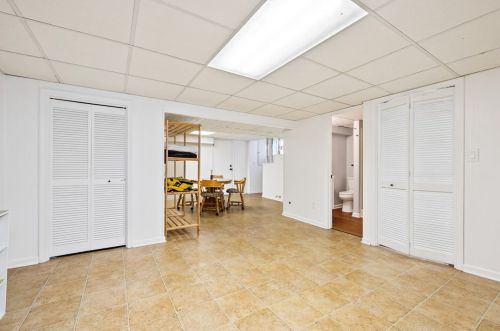 1336 Pocono St, Pittsburgh PA  15218-1114 exterior