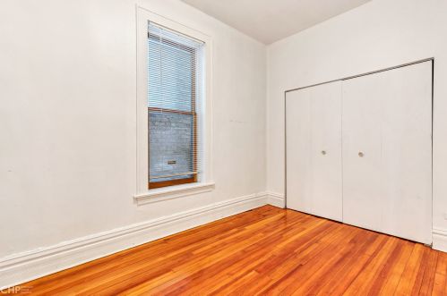 1316 Diversey Pkwy, Chicago IL 60614-1125 exterior