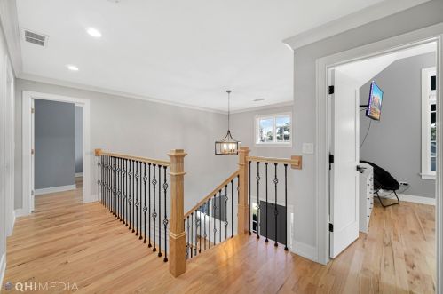 232 19 Ave, Broadview IL 60153-1723 exterior