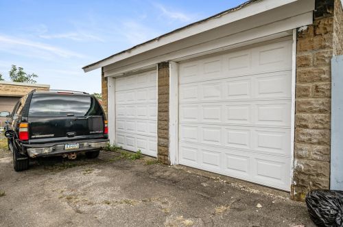 4128 Gladstone St, Pittsburgh PA 15207-1424 exterior