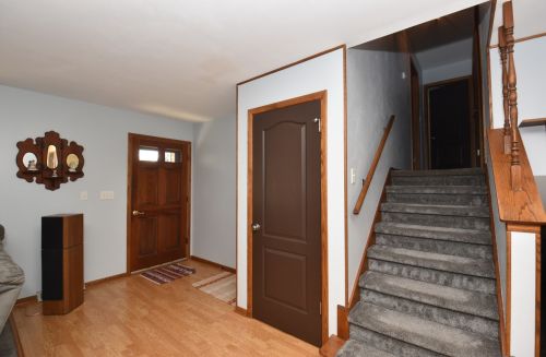 4631 68, Milwaukee WI 53220-3917 exterior