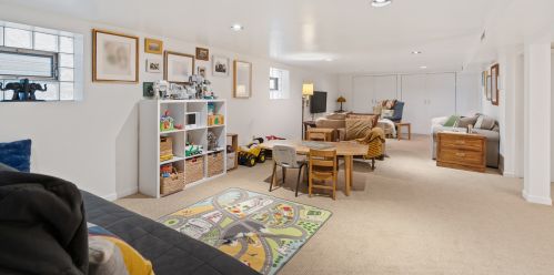 3448 Ridgeway Ave, Chicago IL 60659-1117 exterior