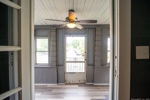 178 Oak St, New Britain CT  06051-1219 exterior