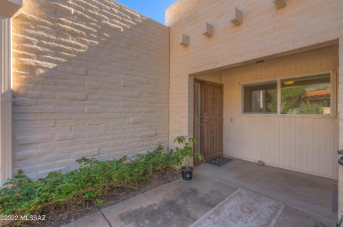 5048 Placita Del Lazo, Tucson AZ  85750-1529 exterior